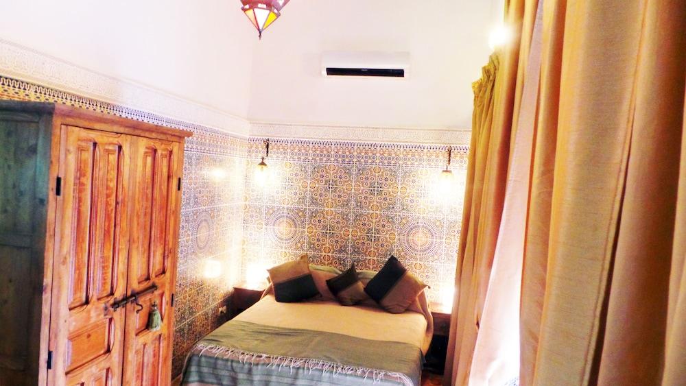 Riad Dar Zouhour Rabat Exterior photo